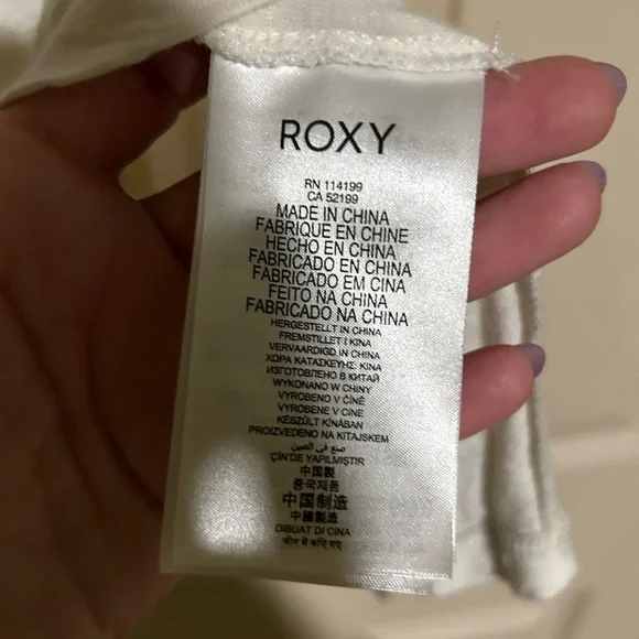 ROXY White Sleeveless Fishnet Cut-Out Blouse SIZE SMALL - Picture 3 of 4